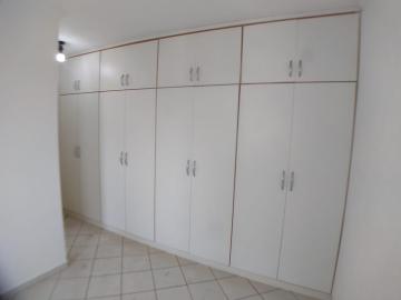 Alugar Apartamentos / Padrão em Ribeirão Preto R$ 600,00 - Foto 4