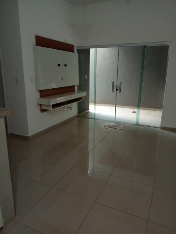 Alugar Apartamentos / Padrão em Ribeirão Preto R$ 1.400,00 - Foto 1