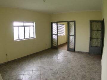 Alugar Casas / Padrão em Ribeirão Preto R$ 1.300,00 - Foto 5