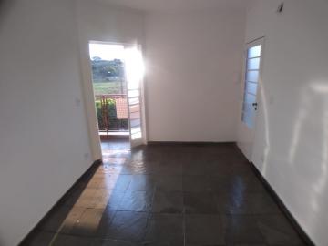 Alugar Apartamentos / Padrão em Ribeirão Preto R$ 750,00 - Foto 1