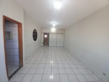 Alugar Comercial / Salão / Galpão em Ribeirão Preto R$ 765,00 - Foto 1