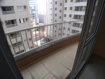 Alugar Apartamentos / Padrão em Ribeirão Preto R$ 1.800,00 - Foto 2