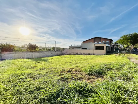 imagem 2 - Terreno de 405m² à venda em condomínio - Vila do Golf imagem 2 - Terreno de 405m² à venda em condomínio - Vila do Golf