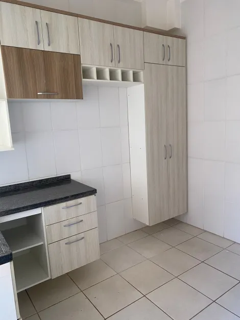 Alugar Casas / Condomínio em Ribeirão Preto R$ 1.300,00 - Foto 10