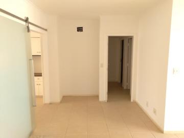 Alugar Apartamentos / Padrão em Ribeirão Preto R$ 1.400,00 - Foto 3