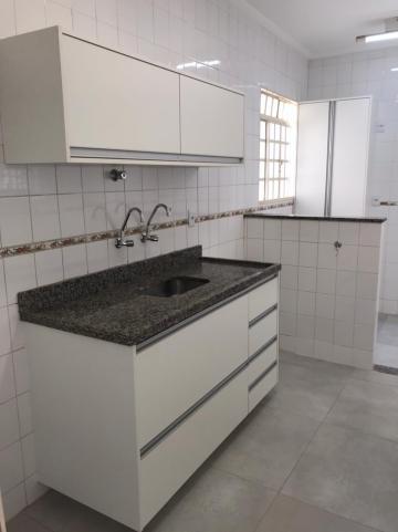 Alugar Apartamentos / Padrão em Ribeirão Preto R$ 1.750,00 - Foto 5