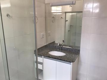 Alugar Apartamentos / Padrão em Ribeirão Preto R$ 1.750,00 - Foto 16