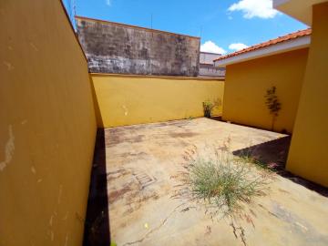 Alugar Casas / Padrão em Ribeirão Preto R$ 1.400,00 - Foto 18