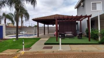 Alugar Casas / Condomínio em Ribeirão Preto R$ 1.600,00 - Foto 1