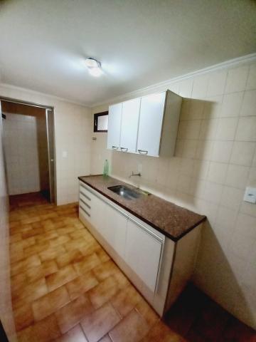 Alugar Apartamentos / Padrão em Ribeirão Preto R$ 800,00 - Foto 5