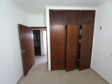 Alugar Casas / Padrão em Ribeirão Preto R$ 2.300,00 - Foto 20