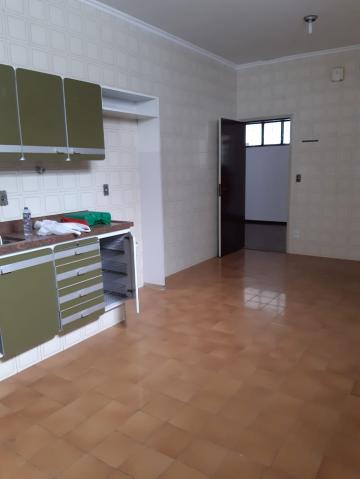 Alugar Casas / Padrão em Ribeirão Preto R$ 3.500,00 - Foto 4