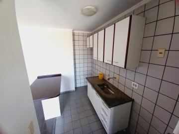 Alugar Apartamentos / Padrão em Ribeirão Preto R$ 1.000,00 - Foto 3