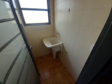 Alugar Apartamentos / Padrão em Ribeirão Preto R$ 650,00 - Foto 5