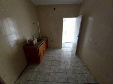 Alugar Apartamentos / Padrão em Ribeirão Preto R$ 850,00 - Foto 4