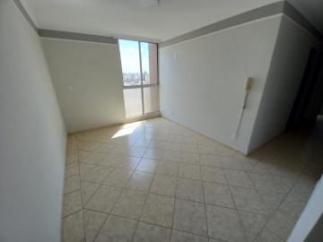 Alugar Apartamentos / Padrão em Ribeirão Preto R$ 1.200,00 - Foto 2