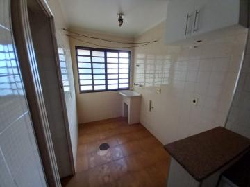 Alugar Apartamentos / Padrão em Ribeirão Preto R$ 900,00 - Foto 11