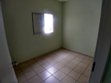 Alugar Apartamentos / Padrão em Ribeirão Preto R$ 1.300,00 - Foto 5