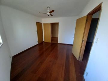 Alugar Apartamentos / Padrão em Ribeirão Preto R$ 1.000,00 - Foto 3