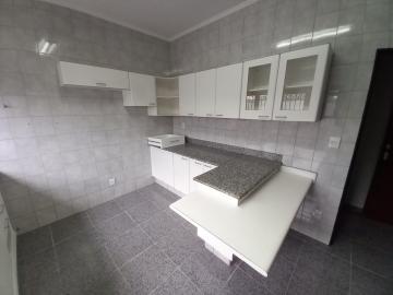 Alugar Casas / Padrão em Ribeirão Preto R$ 2.500,00 - Foto 4