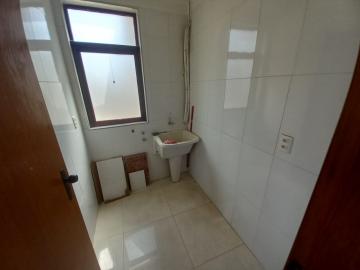 Alugar Apartamentos / Padrão em Ribeirão Preto R$ 1.000,00 - Foto 16
