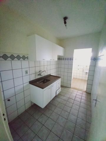 Alugar Apartamentos / Padrão em Ribeirão Preto R$ 800,00 - Foto 5