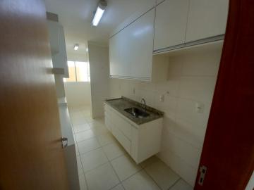 Alugar Apartamentos / Padrão em Ribeirão Preto R$ 1.100,00 - Foto 4