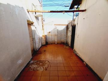 Alugar Casas / Padrão em Ribeirão Preto R$ 750,00 - Foto 17