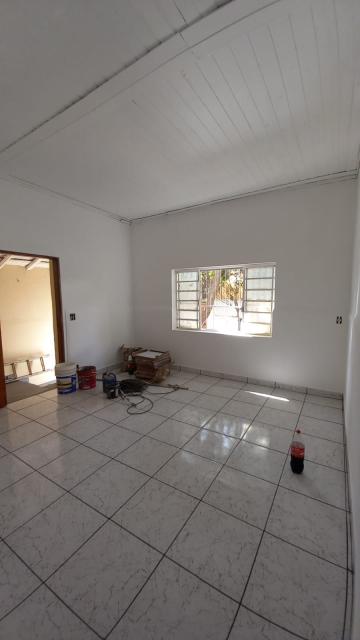 Casas / Padrão em Ribeirão Preto Alugar por R$2.200,00