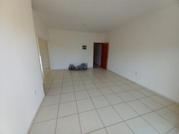 Alugar Apartamentos / Padrão em Ribeirão Preto R$ 1.300,00 - Foto 2