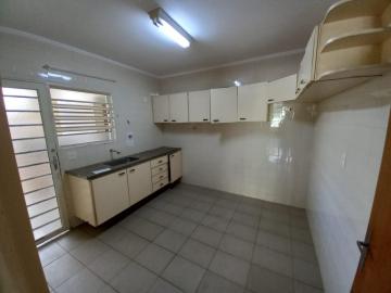 Alugar Apartamentos / Padrão em Ribeirão Preto R$ 1.300,00 - Foto 5