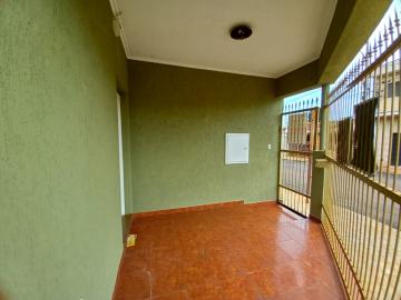 Alugar Casas / Padrão em Ribeirão Preto R$ 1.500,00 - Foto 2