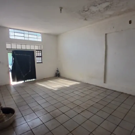 imagem 2 - Casa com 250m² com salão comercial e 2 kitinetes à venda próximo à Avenida Rio Pardo imagem 2 - Casa com 250m² com salão comercial e 2 kitinetes à venda próximo à Avenida Rio Pardo