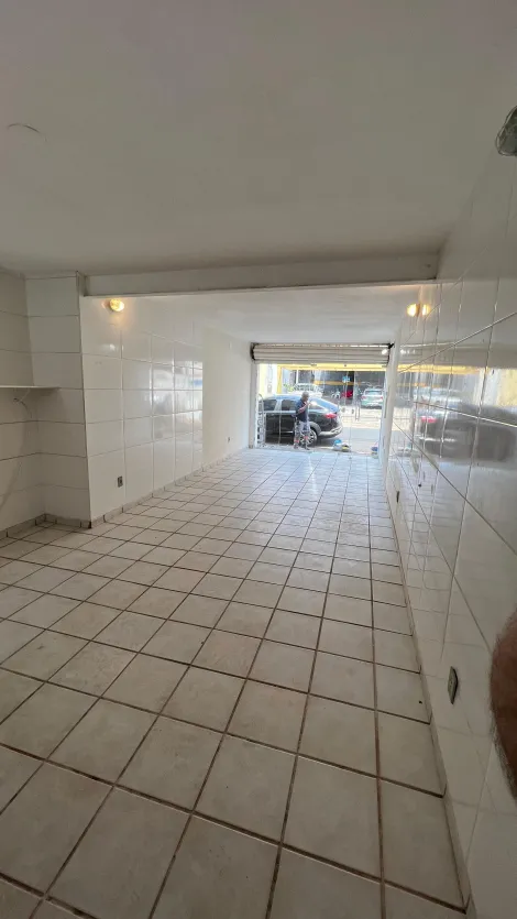 imagem 3 - Salão de 40 m² com área de serviços para locação - Centro imagem 3 - Salão de 40 m² com área de serviços para locação - Centro