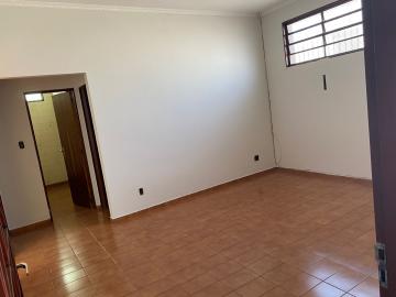 Comprar Casas / Padrão em Ribeirão Preto R$ 400.000,00 - Foto 1