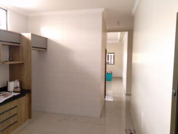 Alugar Casas / Padrão em Ribeirão Preto R$ 1.800,00 - Foto 4