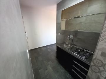 Alugar Apartamentos / Padrão em Ribeirão Preto R$ 1.020,00 - Foto 3