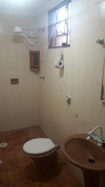 Alugar Apartamentos / Padrão em Ribeirão Preto R$ 750,00 - Foto 4