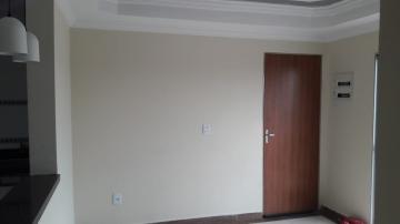 Alugar Apartamentos / Padrão em Ribeirão Preto R$ 550,00 - Foto 1