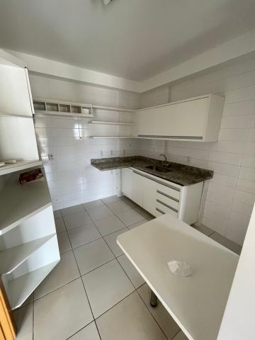 Alugar Apartamentos / Padrão em Ribeirão Preto R$ 1.450,00 - Foto 5