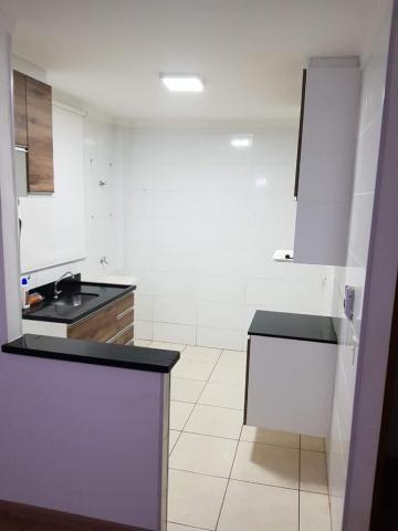 Alugar Apartamentos / Padrão em Ribeirão Preto R$ 1.200,00 - Foto 5