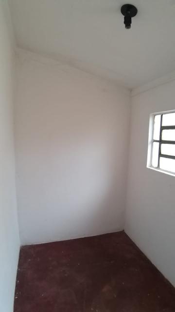 Alugar Casas / Padrão em Ribeirão Preto R$ 980,00 - Foto 5