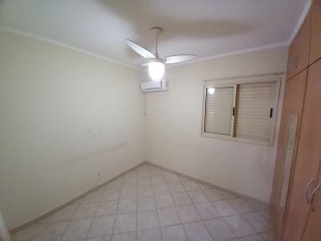 Alugar Apartamentos / Padrão em Ribeirão Preto R$ 750,00 - Foto 5