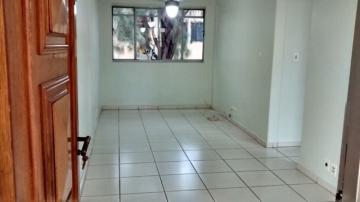 Alugar Apartamentos / Padrão em Ribeirão Preto R$ 850,00 - Foto 1