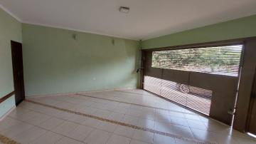 Comprar Casas / Padrão em Barrinha R$ 430.000,00 - Foto 2