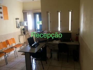 Comprar Comercial / Casa Comercial em Sertãozinho R$ 200.000,00 - Foto 2