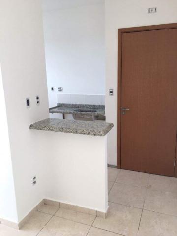 Alugar Apartamentos / Padrão em Ribeirão Preto R$ 900,00 - Foto 2