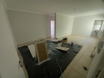 Comprar Apartamentos / Padrão em Ribeirão Preto R$ 170.000,00 - Foto 2