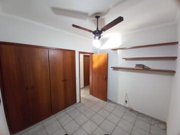 Alugar Apartamentos / Padrão em Ribeirão Preto R$ 2.000,00 - Foto 13