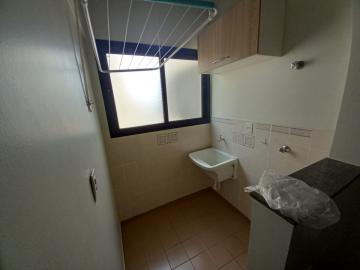 Alugar Apartamentos / Padrão em Ribeirão Preto R$ 1.000,00 - Foto 4